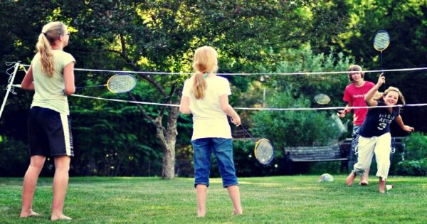 playing-badminton-increase-height